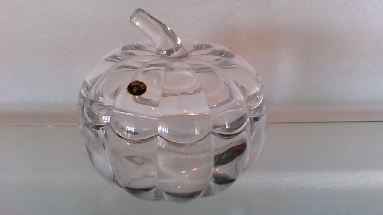 BOITE CITOUILLE EN CRISTAL DE BOHEME