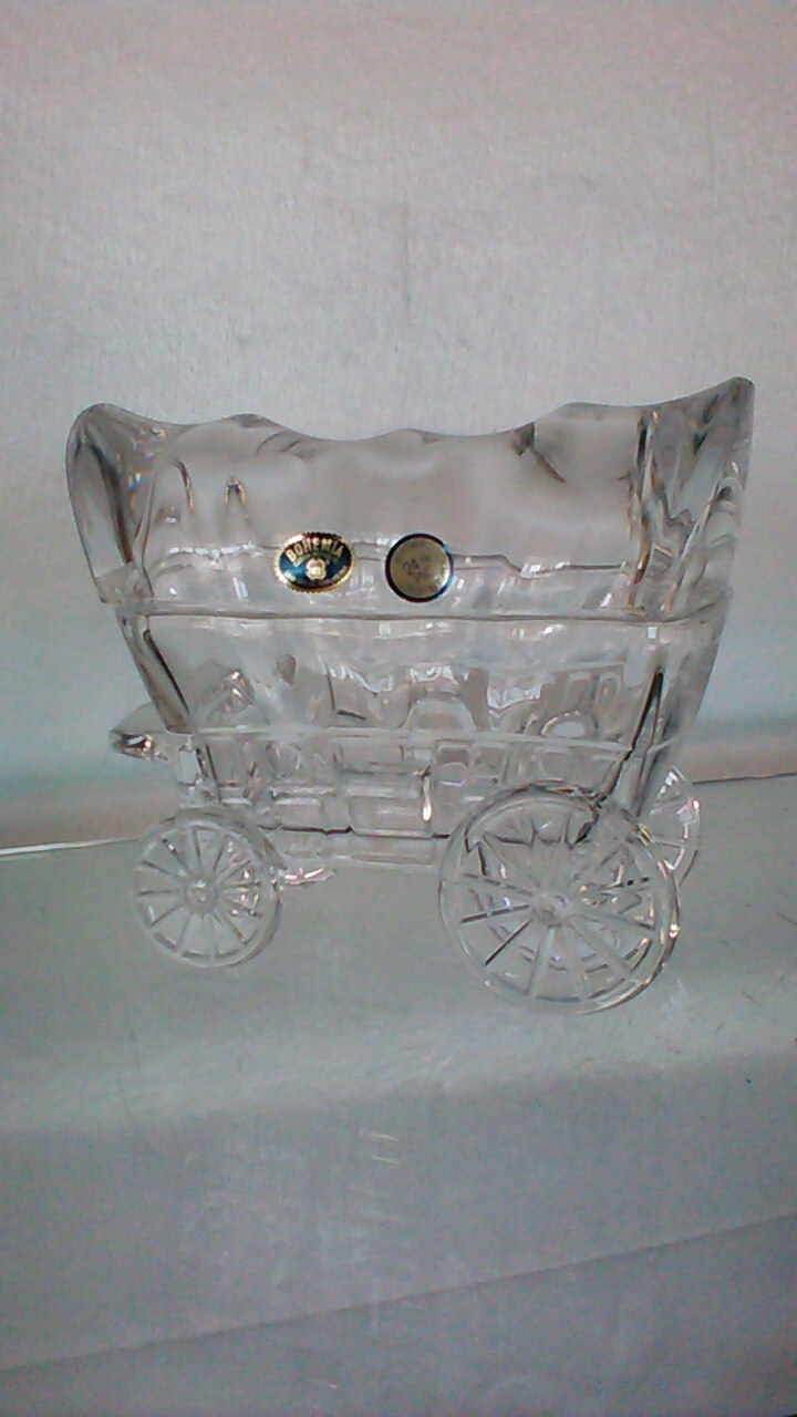 BOITE CHARIOT EN CRISTAL DE BOHEME