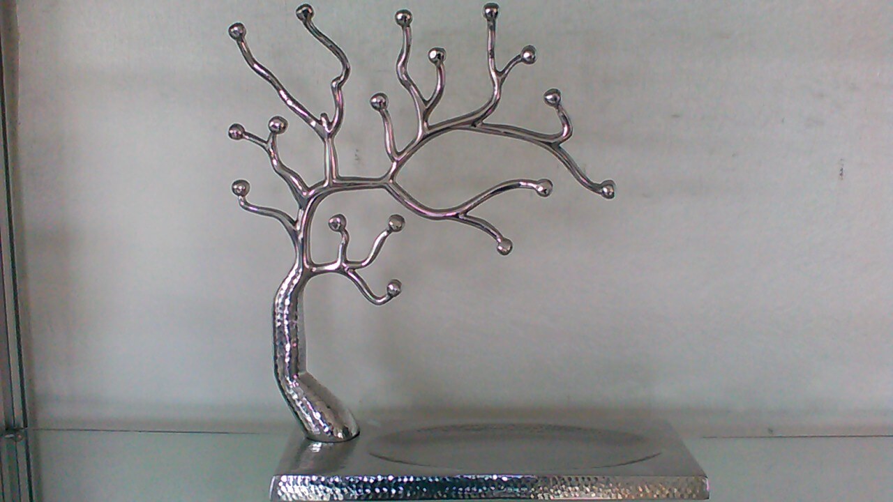 ARBRE A BIJOUX MARTELE